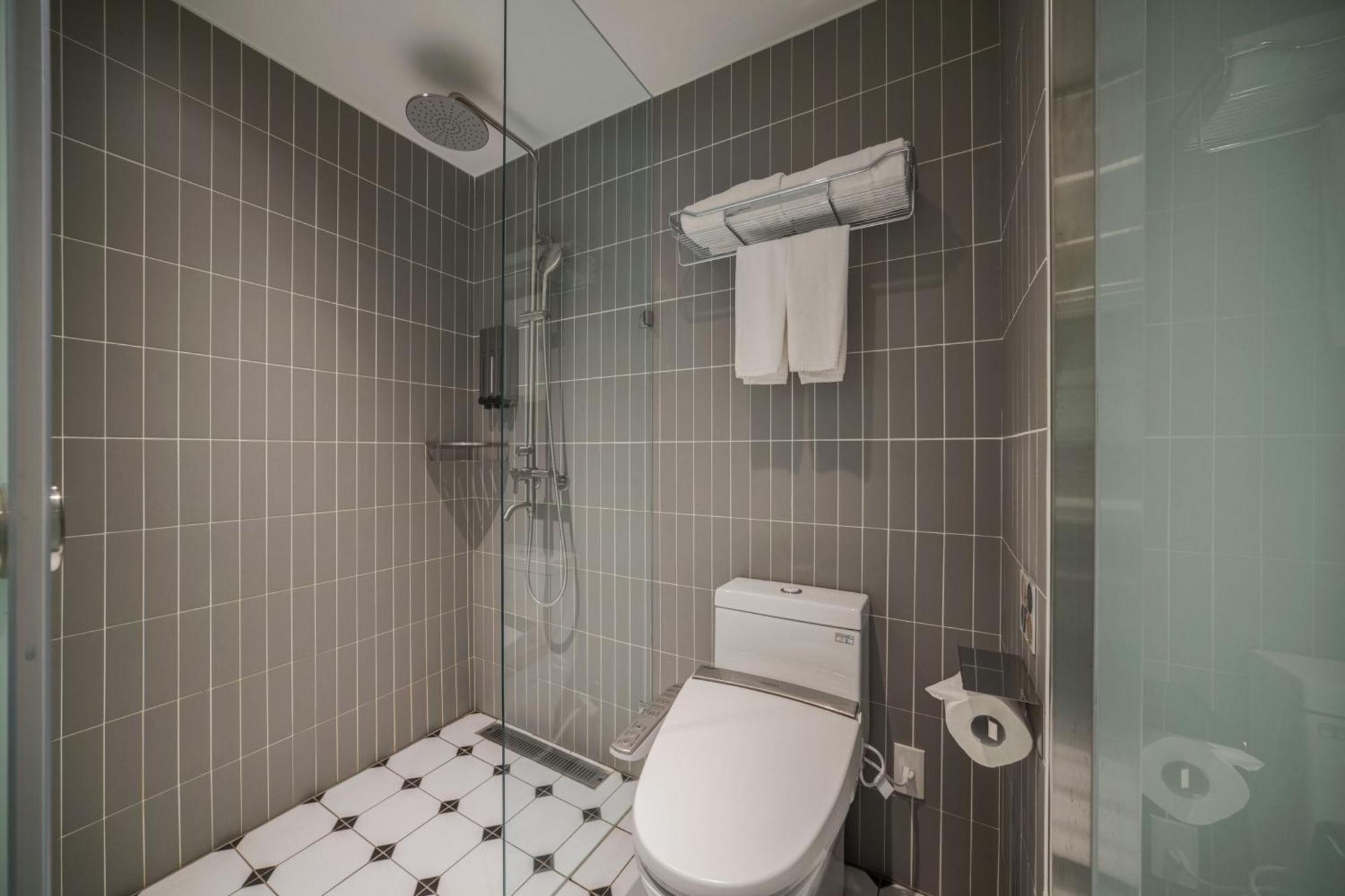 Fun Stay Inn Ximen Taipeh Exterior foto