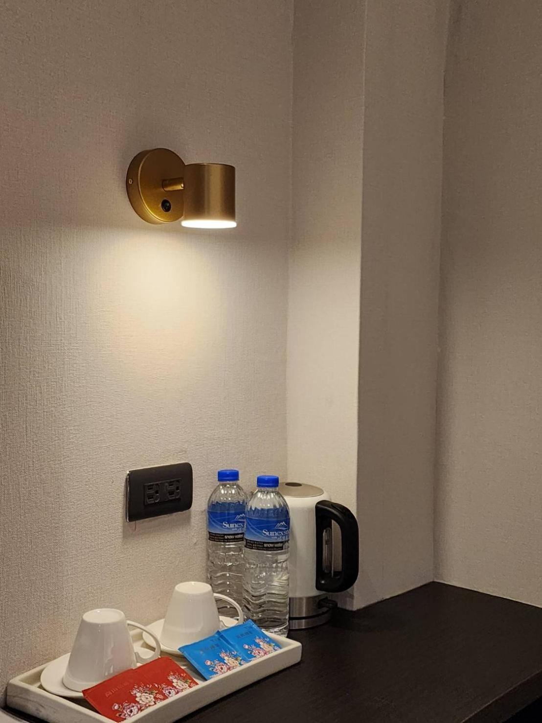 Fun Stay Inn Ximen Taipeh Exterior foto